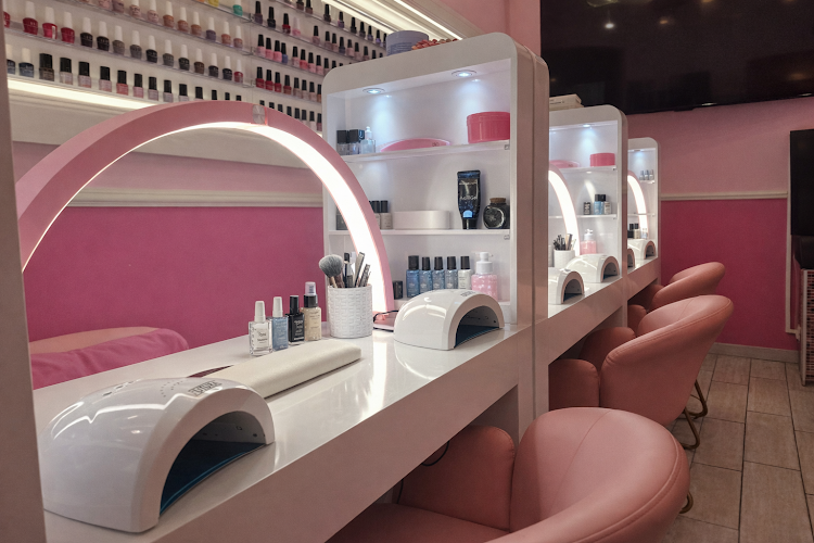 Arkés Nails & Beauty