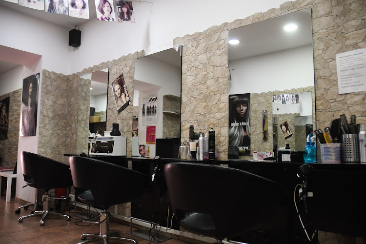 The lily - Hairdresser And Aesthetics