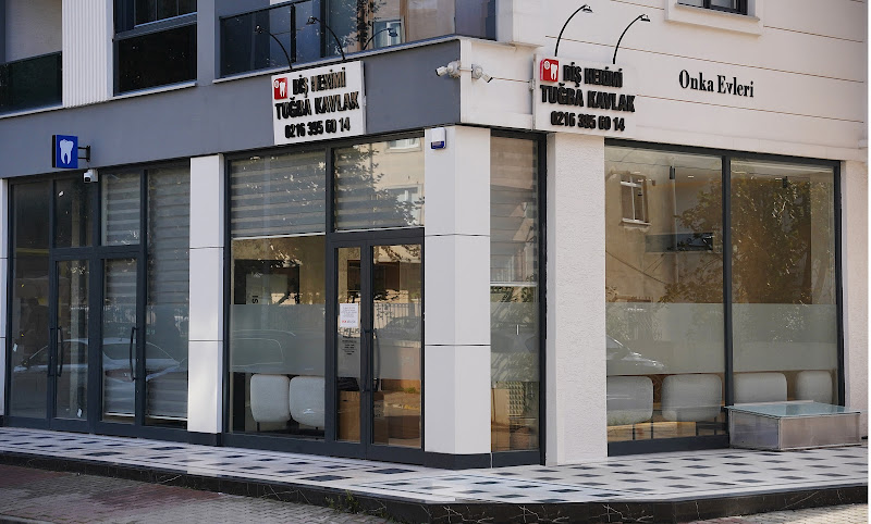Diş Hekimi Tuğba Kavlak