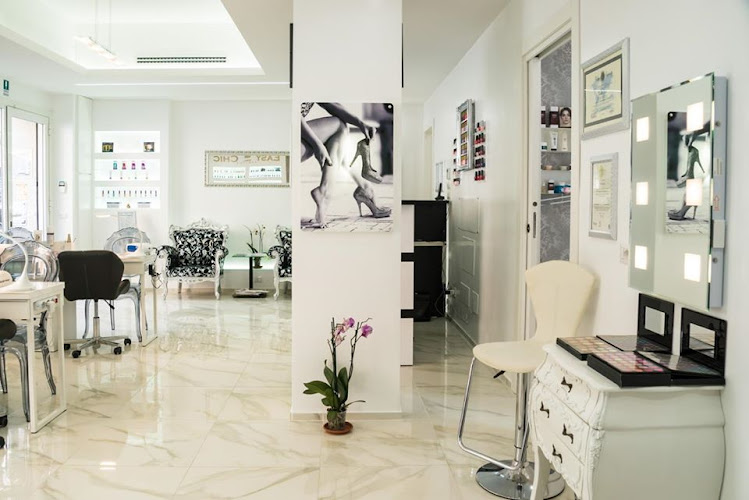Easy Chic Nails & Beauty Atelier